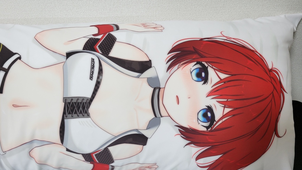 八野ハチ抱き枕パーカー&レースクイーン