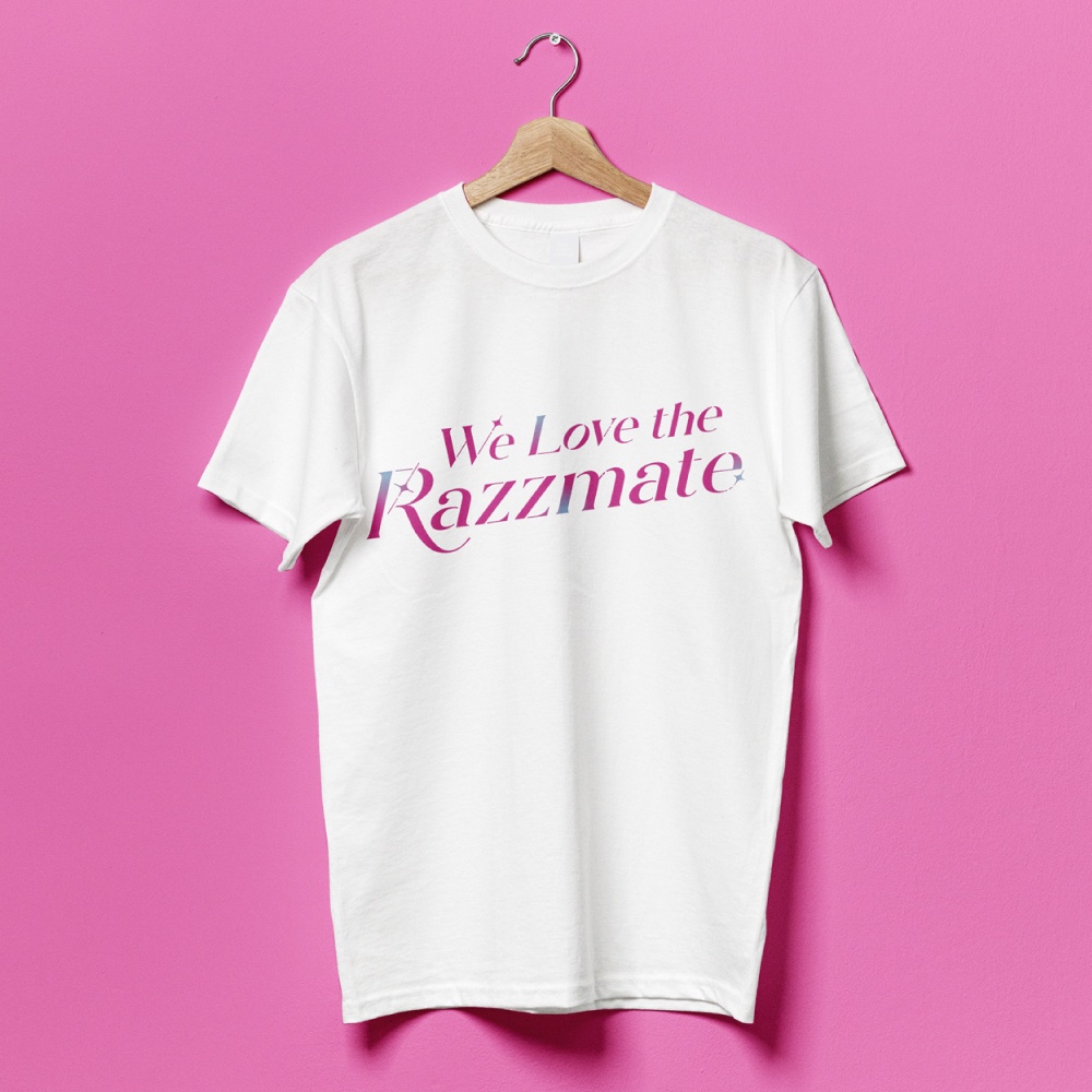 「We Love the Razzmate」アルバムロゴTシャツ