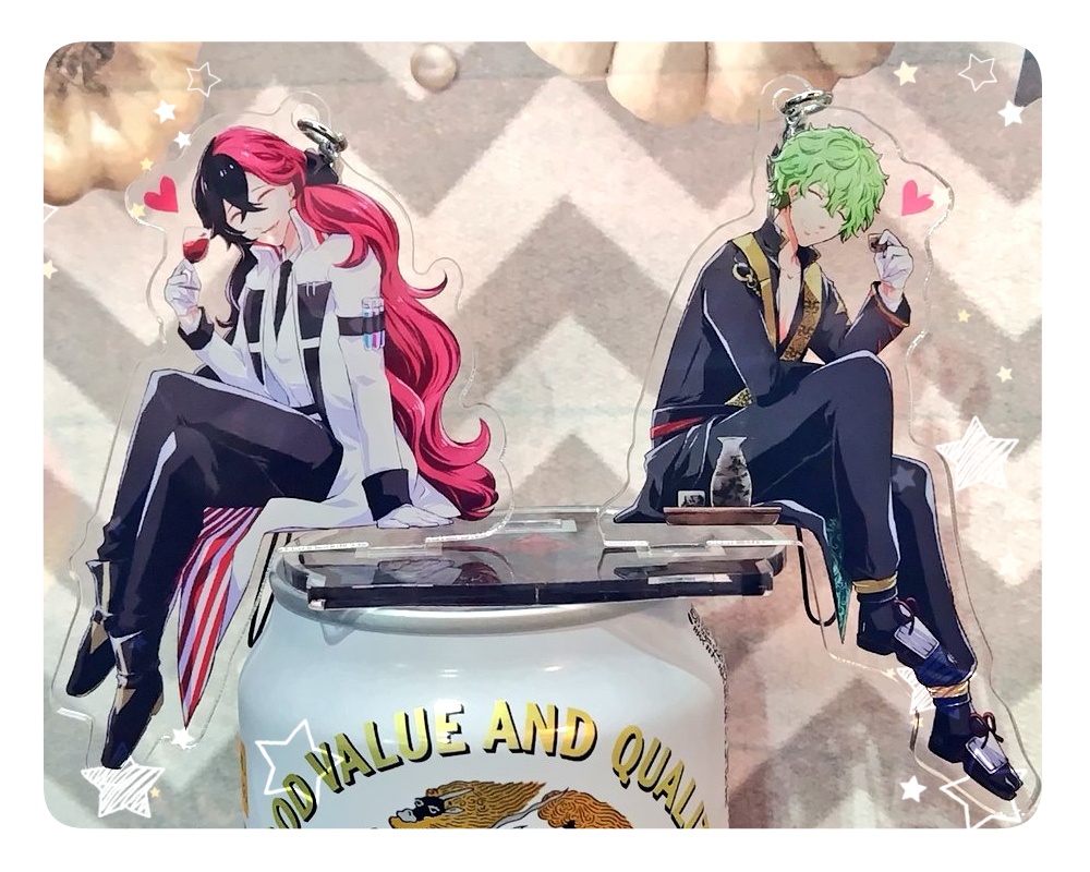 【アクリルスタンドにもなるキーホルダー】