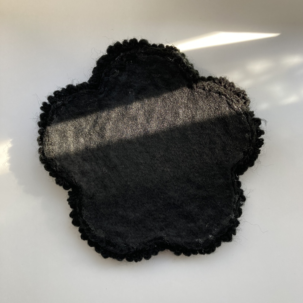 お花のラグ 【ぬいぐるみ、ドール、小物置き】