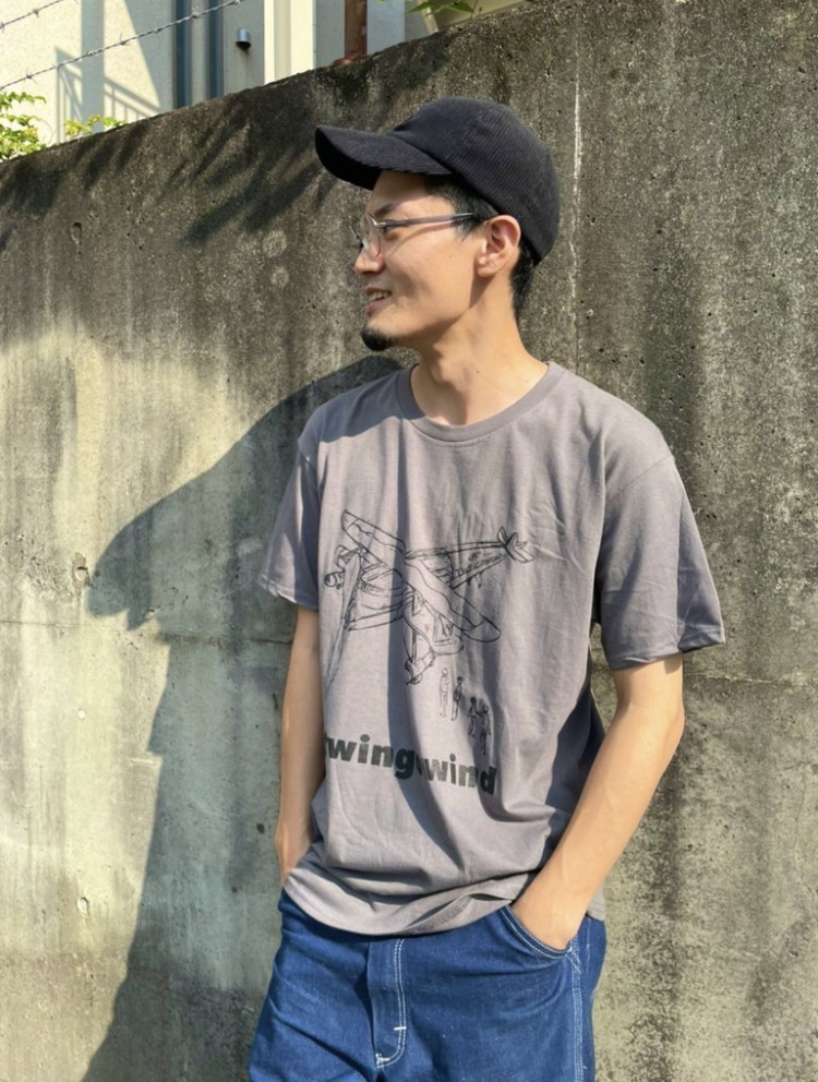 ラフ画飛行機Tシャツ