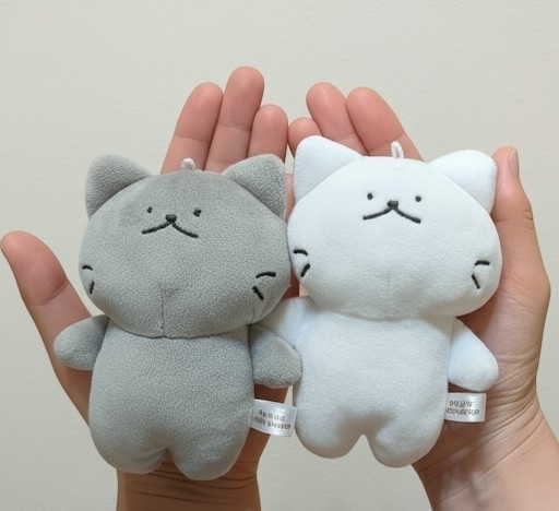 しろにゃん&くろにゃんぬいぐるみストラップ