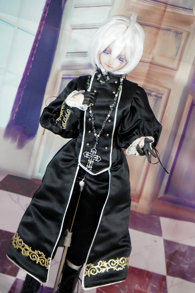 DD DDB お洋服 黒のビショップ 再販予定無し