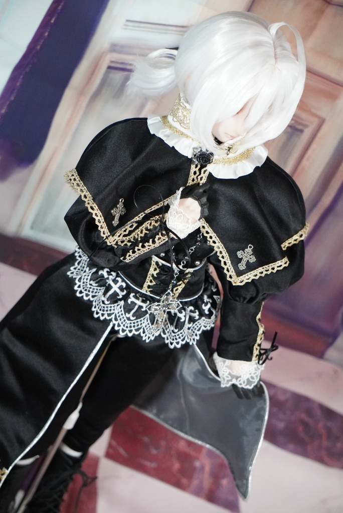 DD DDB お洋服 黒のビショップ 再販予定無し