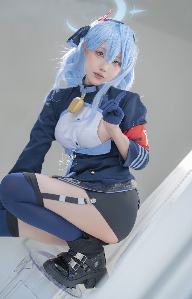 ブルーアーカイブ　天雨アコ　コスプレ写真