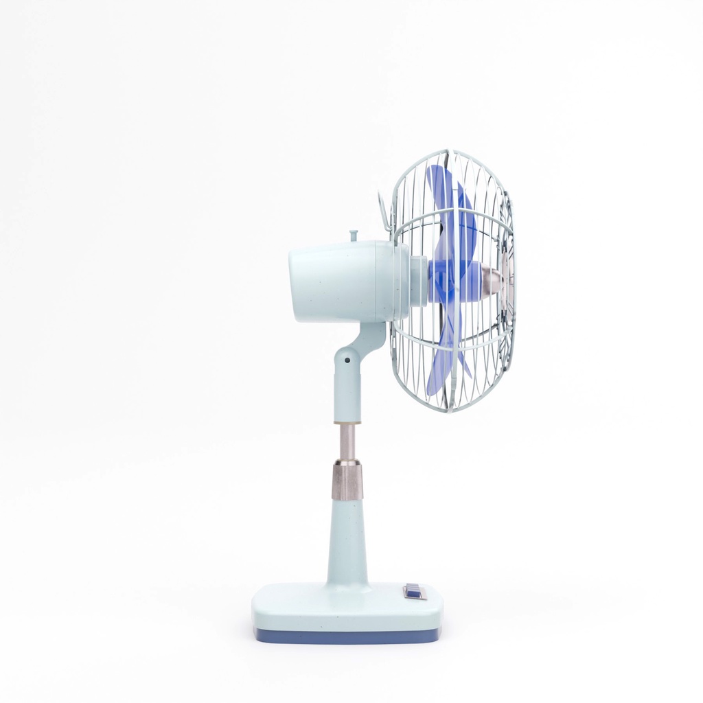 レトロな扇風機とエアコン【3Dモデル】