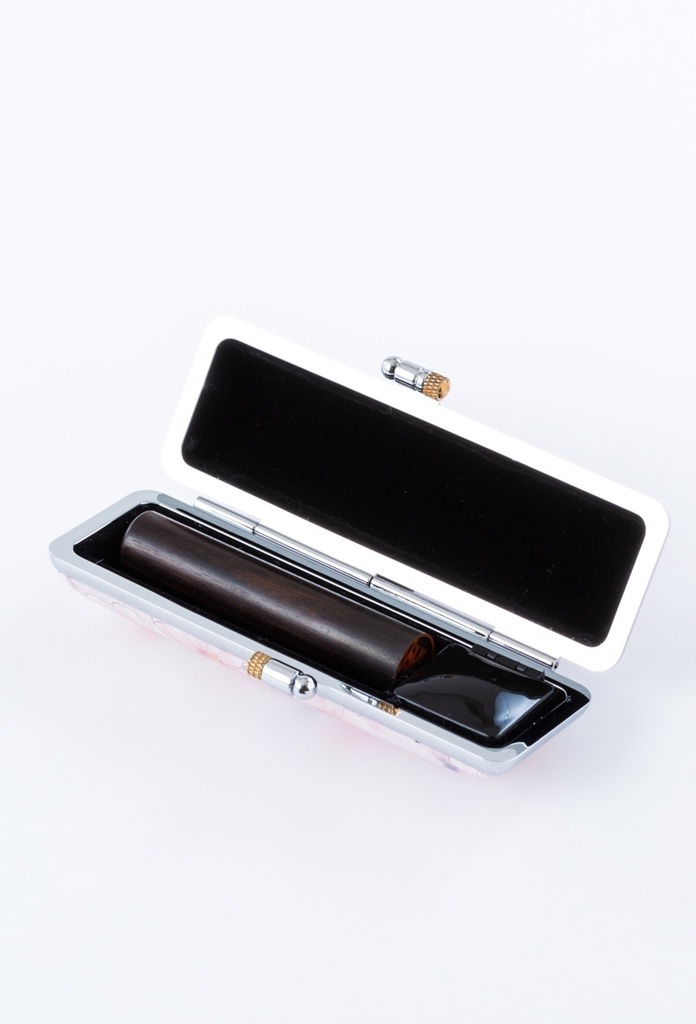 ぶちゃくま。チョコレート印鑑ケース