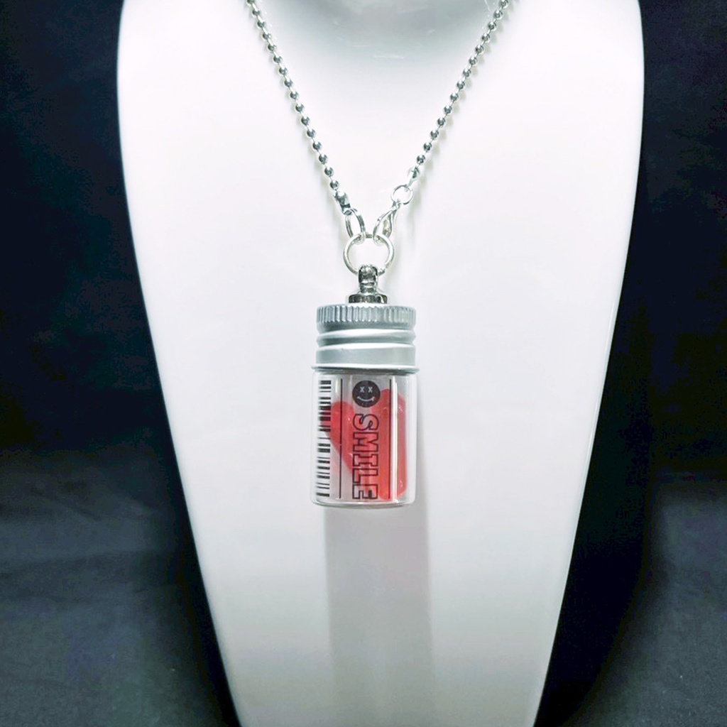 【数量限定 / 受注生産】錠剤ネックレス 大サイズ（SMILE）