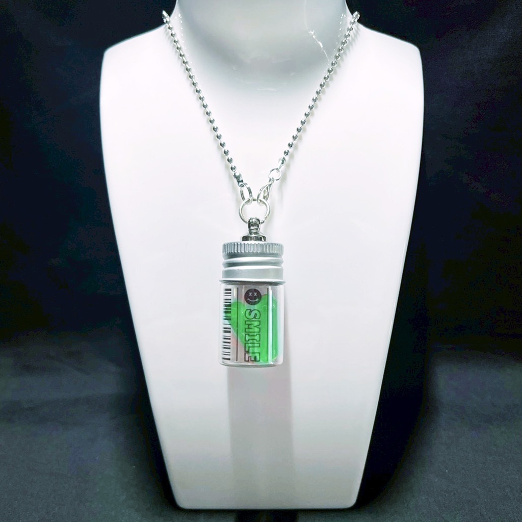 【数量限定 / 受注生産】錠剤ネックレス 大サイズ(SMILE)