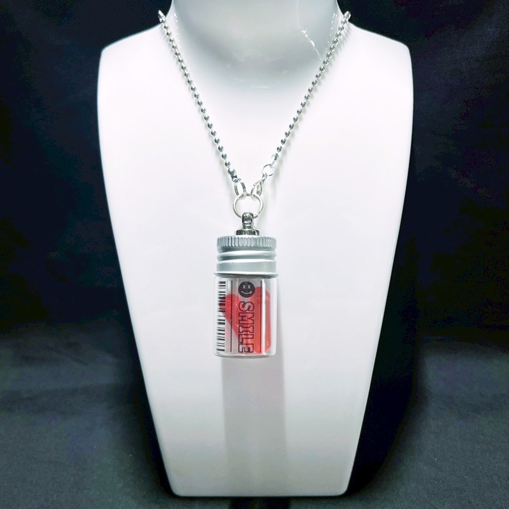 【数量限定 / 受注生産】錠剤ネックレス 大サイズ(SMILE)