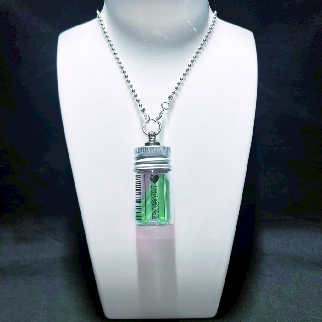 【数量限定 / 受注生産】錠剤ネックレス 大サイズ(FRAGILE)