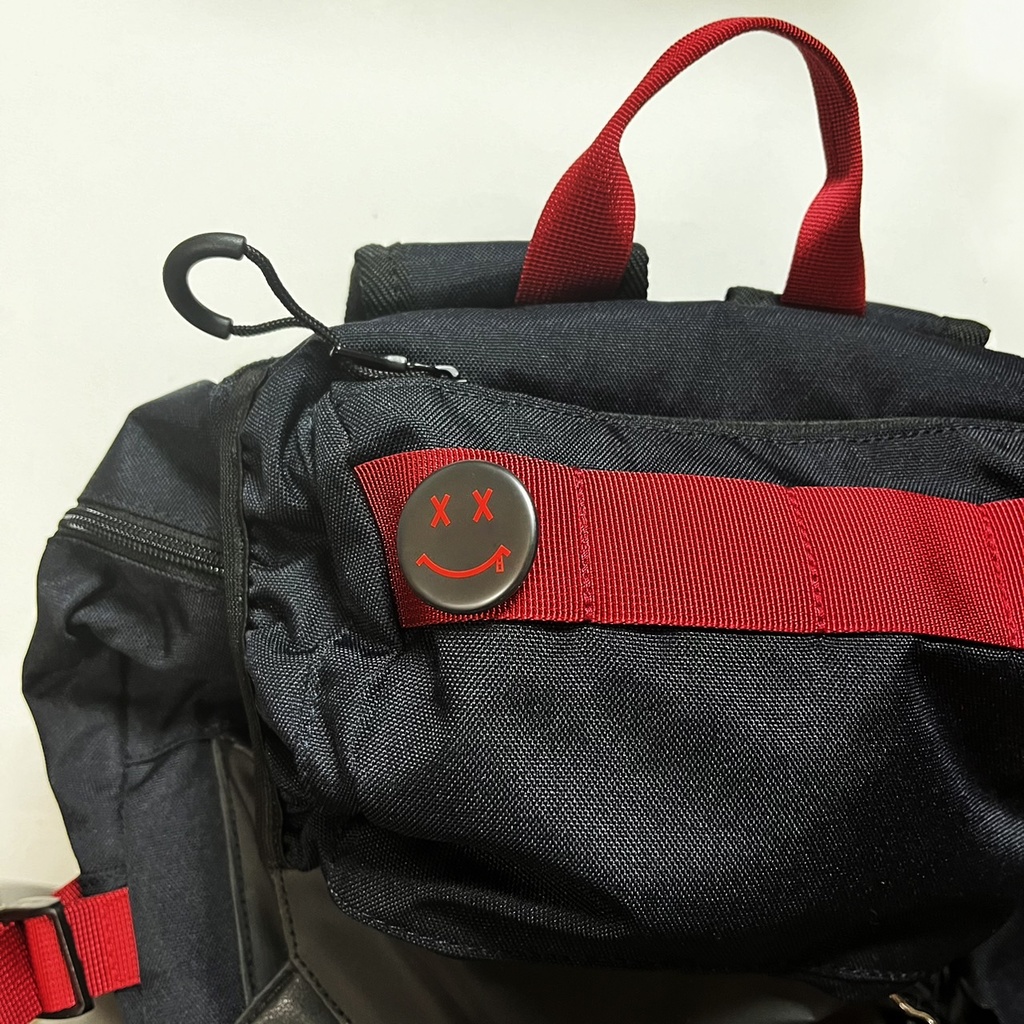 ジップスマイル ZIPSMILE(レッド) 缶バッジ