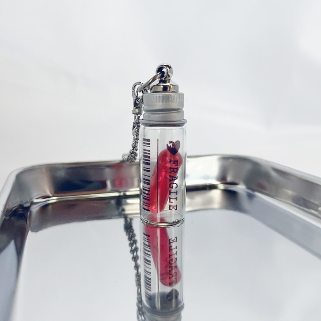 (全8種)錠剤ネックレス 小瓶(クリアレッド)