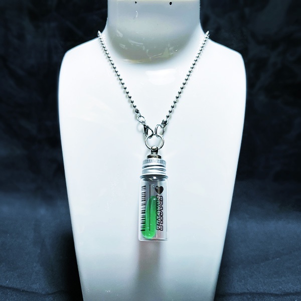 【数量限定 / 受注生産】錠剤ネックレス(FRAGILE)