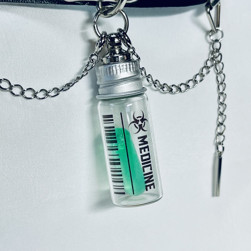 錠剤チョーカー(MEDICINE ×クリアグリーン)
