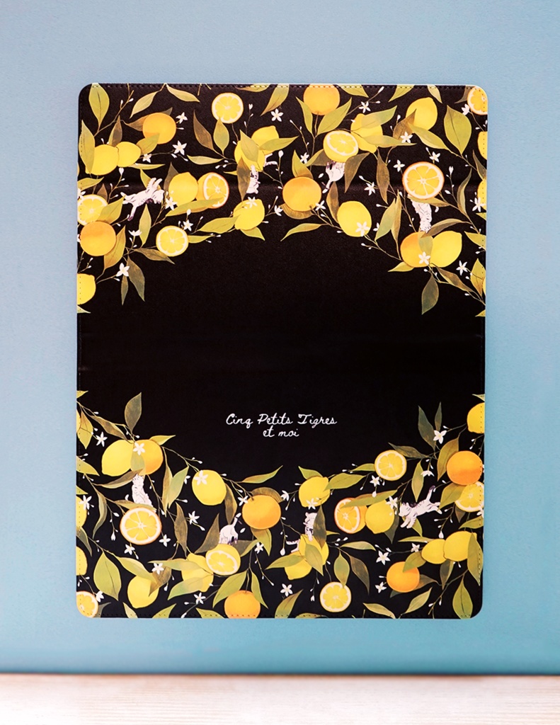 JUICY// マルチタイプ 手帳型タブレットカバー