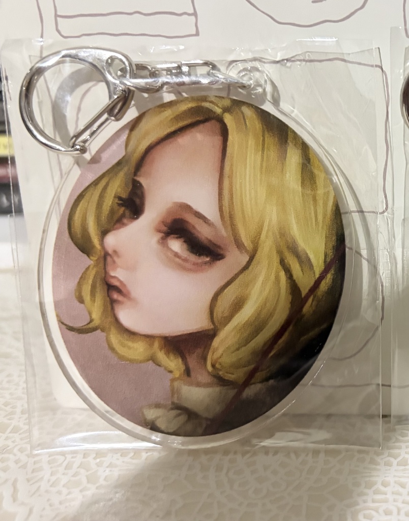 アクリルキーホルダー　ブロンド横顔