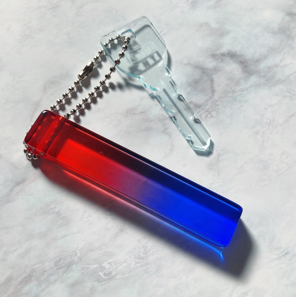 グラデホテルキーホルダー