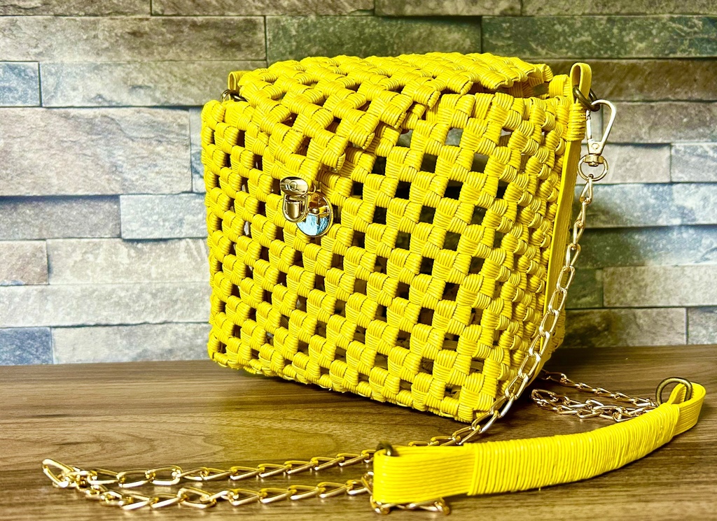 蓋つきかご痛バッグ