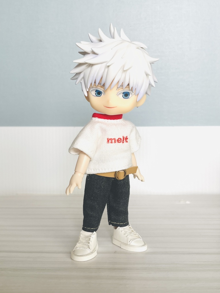 meltロゴTシャツ