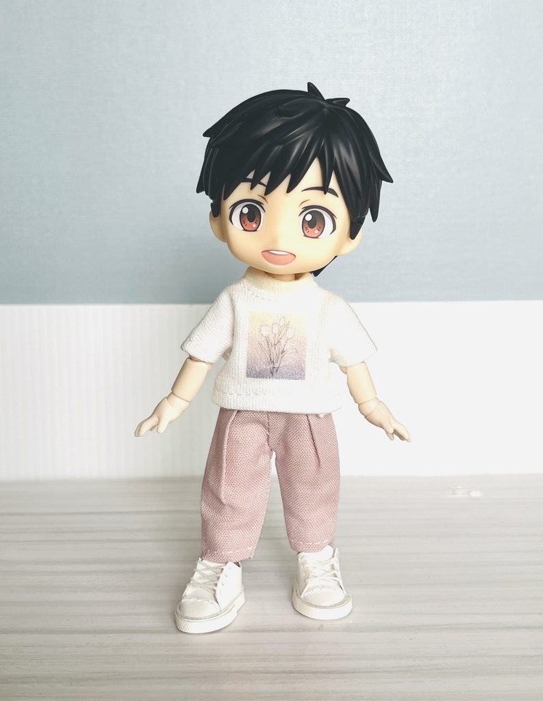 ロゴフラワーTシャツ