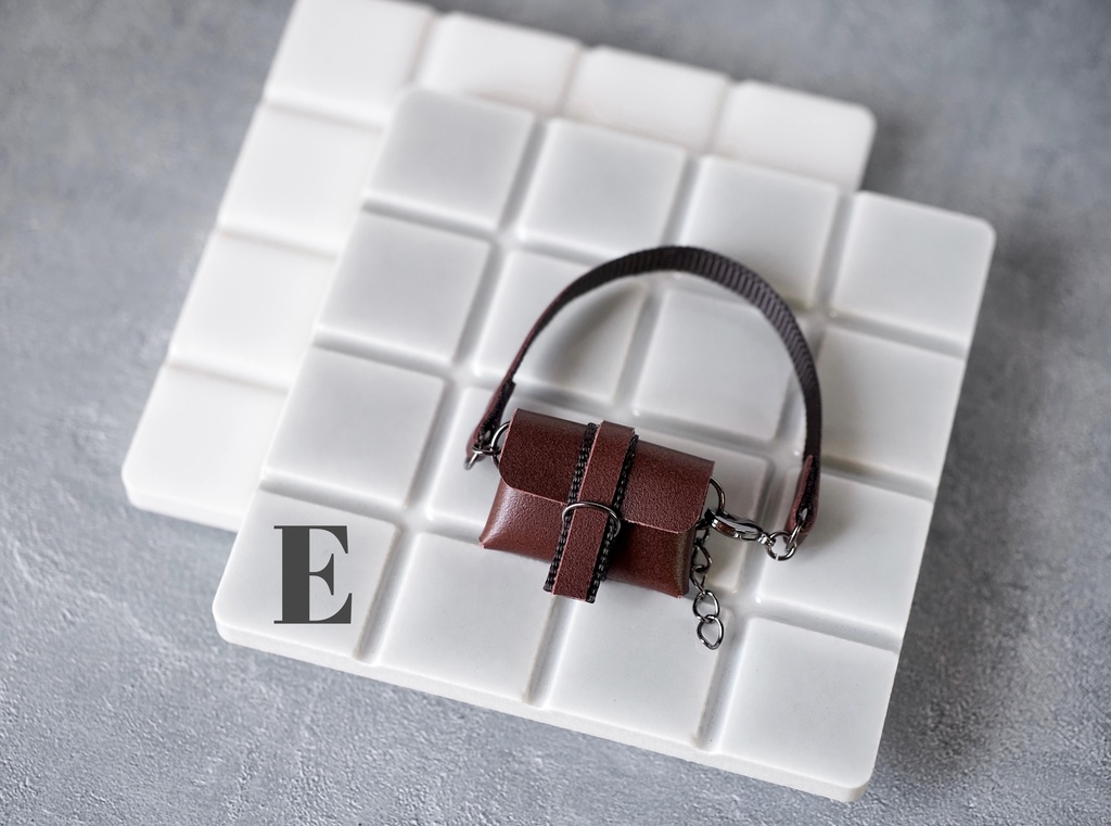 leather bodybag -cross- standard