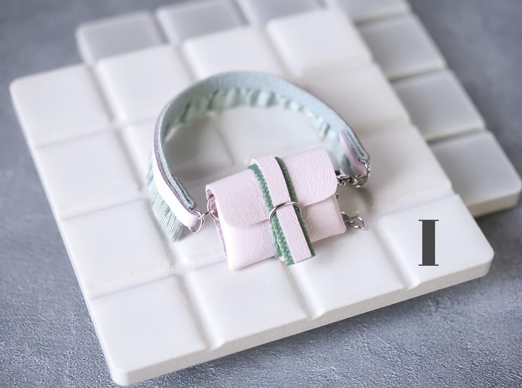 leather bodybag -cross- frill,mix