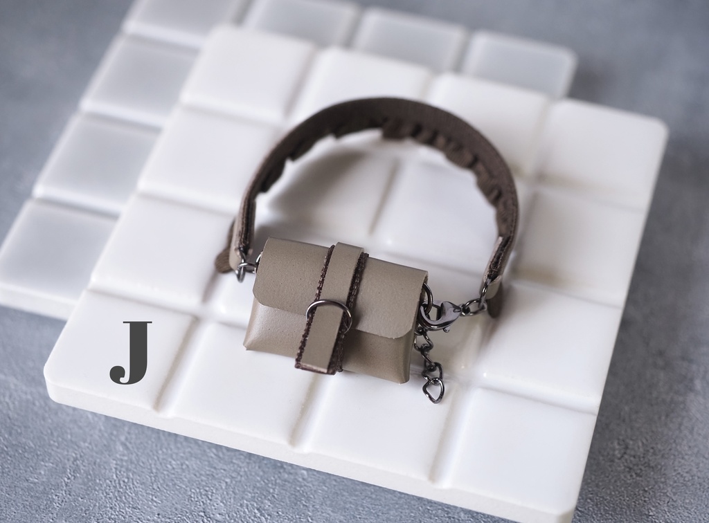 leather bodybag -cross- frill,mix