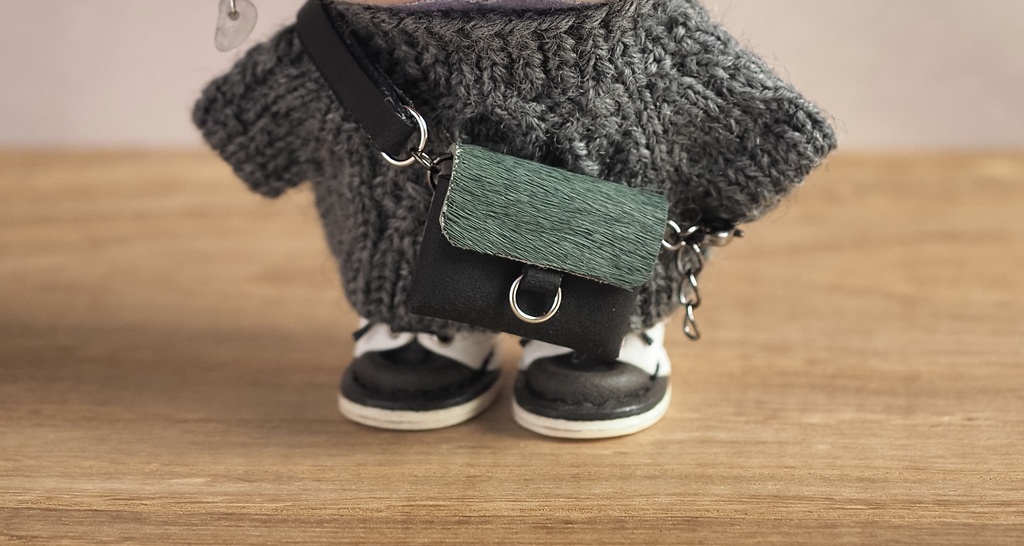 leather bodybag -cross- cowfur