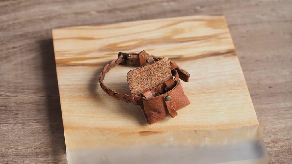 leather bodybag -straight- vintage