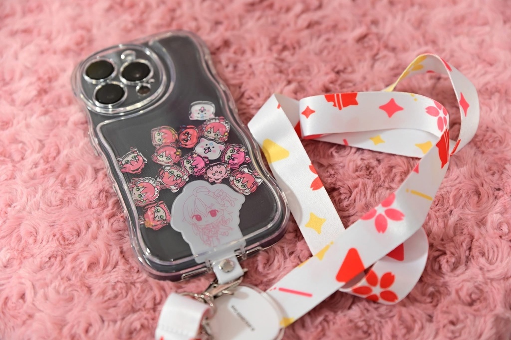 非公式】シャカシャカアクリルスマホケース さくらみこ