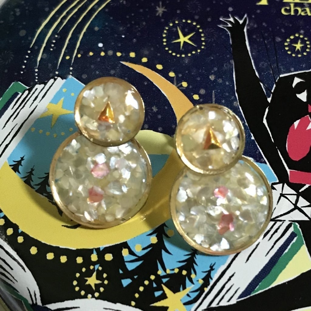 雪だるまピアス