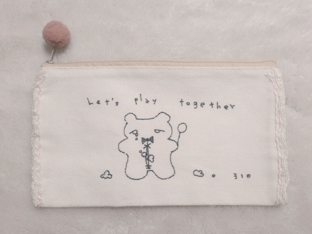 手描きポーチ ⚝⋆ 泣き虫くまくん