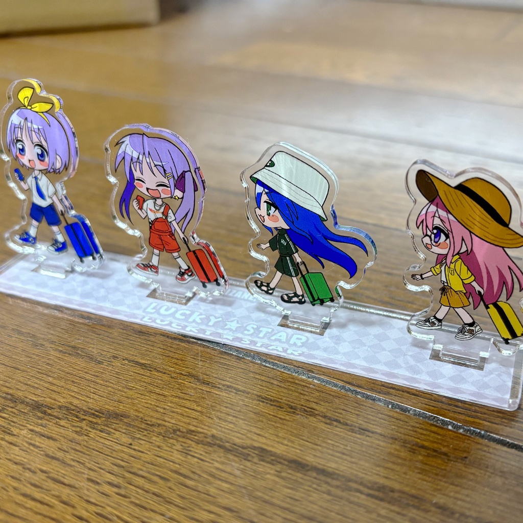 LUCKY STAR "We're almost there!" Acrylic Diorama
