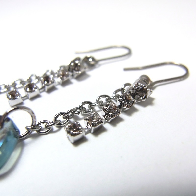 チタンフックピアス ガラスストーン&ショートシャンデリア Dブルー ANGEL FACTORY lalalady-199