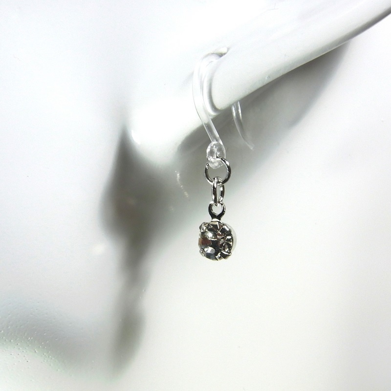 クリア樹脂 フックピアス◆2カラー プレシオサ社製 4mm ラインストーン lalalady-214