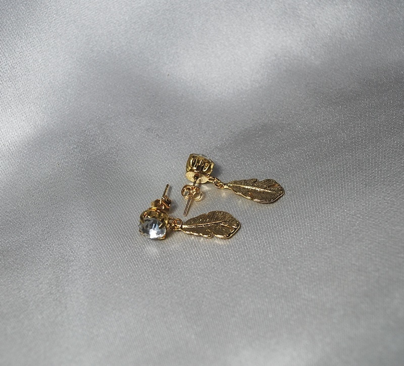 K16GPピアス A級ガラス&小さな葉っぱ ANGEL FACTORY lalalady-207