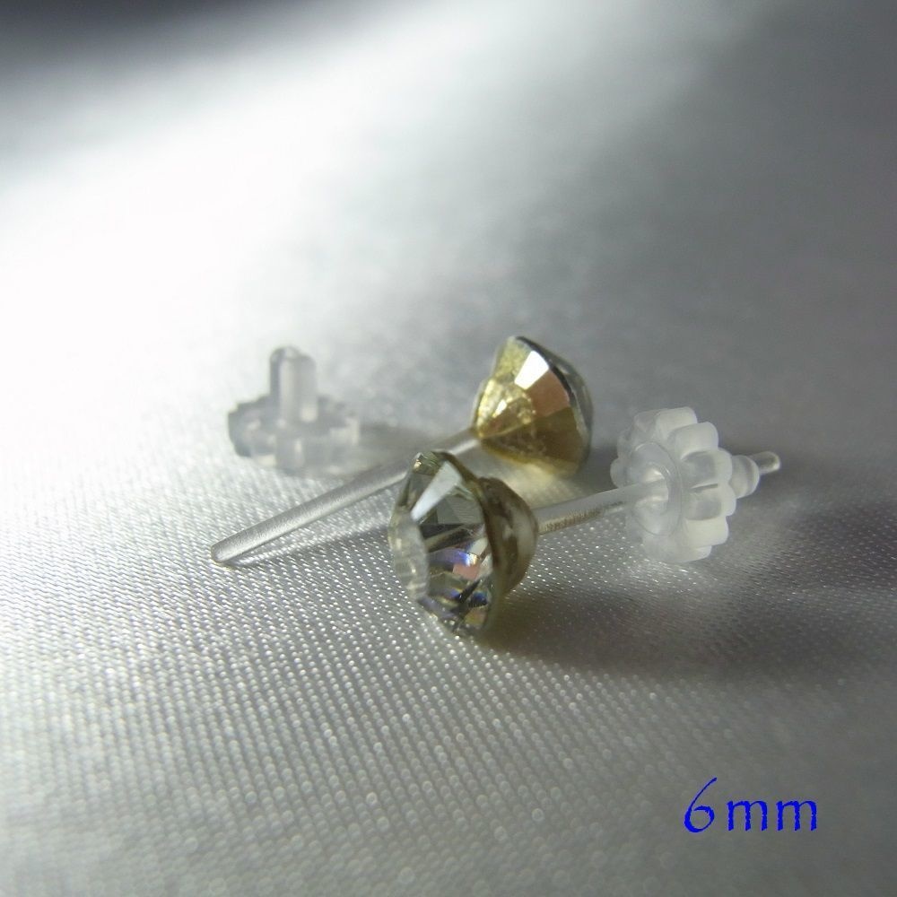 自由に選べる10セット(20個入り)樹脂製スタッドピアス 6mm アクリルストーン 13カラー lalalady-237