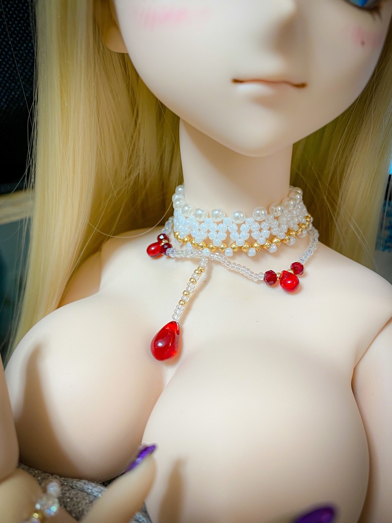 吸血ネックレス