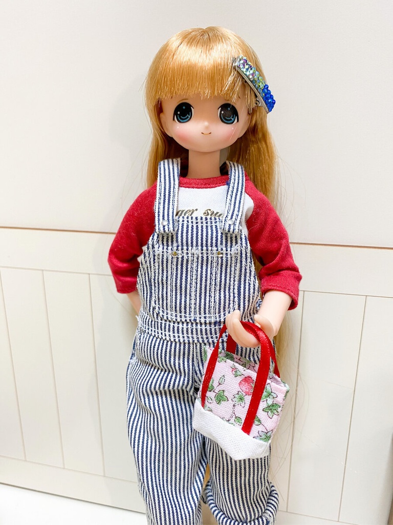 手縫いのミニチュアバッグ