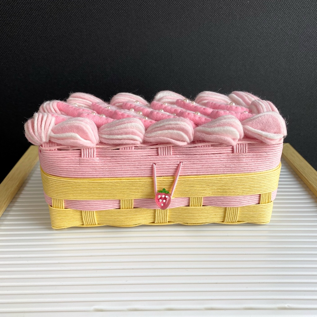 訳あり ケーキのドールケース🍓いちごクリーム