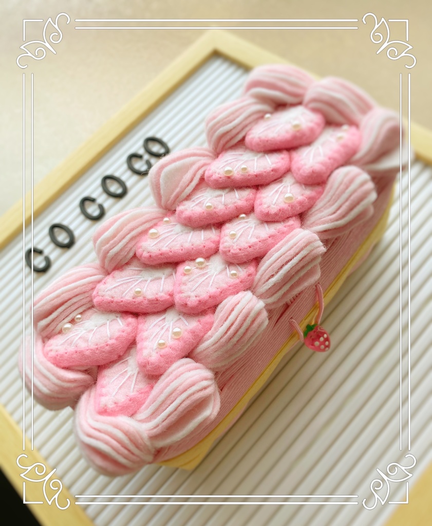 訳あり ケーキのドールケース🍓いちごクリーム