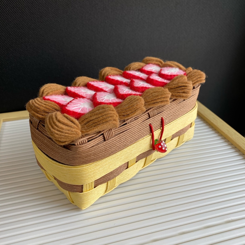 訳あり ケーキのドールケース🍫チョコレートケーキ