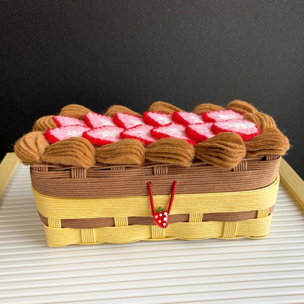 訳あり ケーキのドールケース🍫チョコレートケーキ