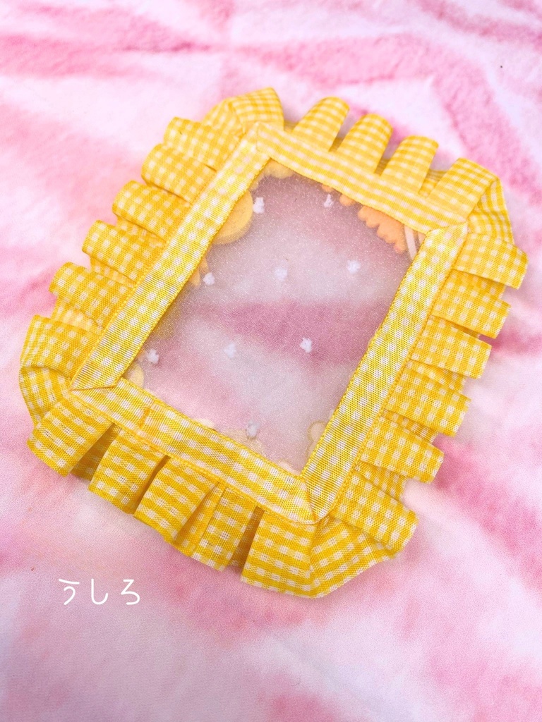 B8 おすまし猫と元気うさぎ