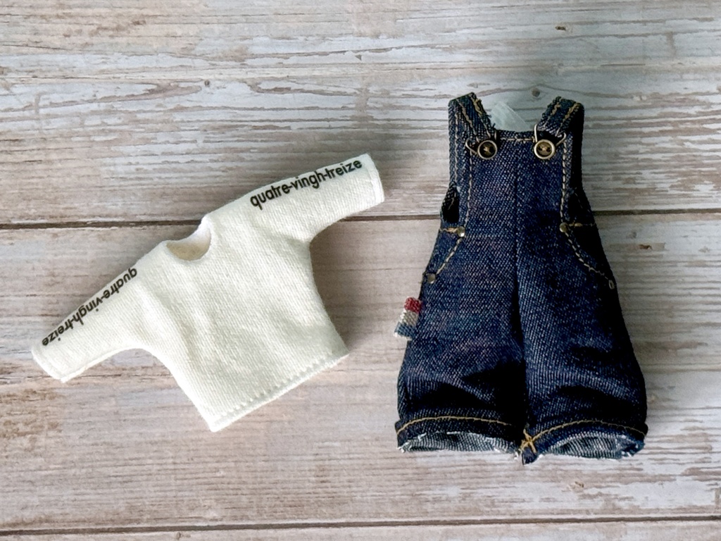 デニムサロペット&ロゴTシャツセット