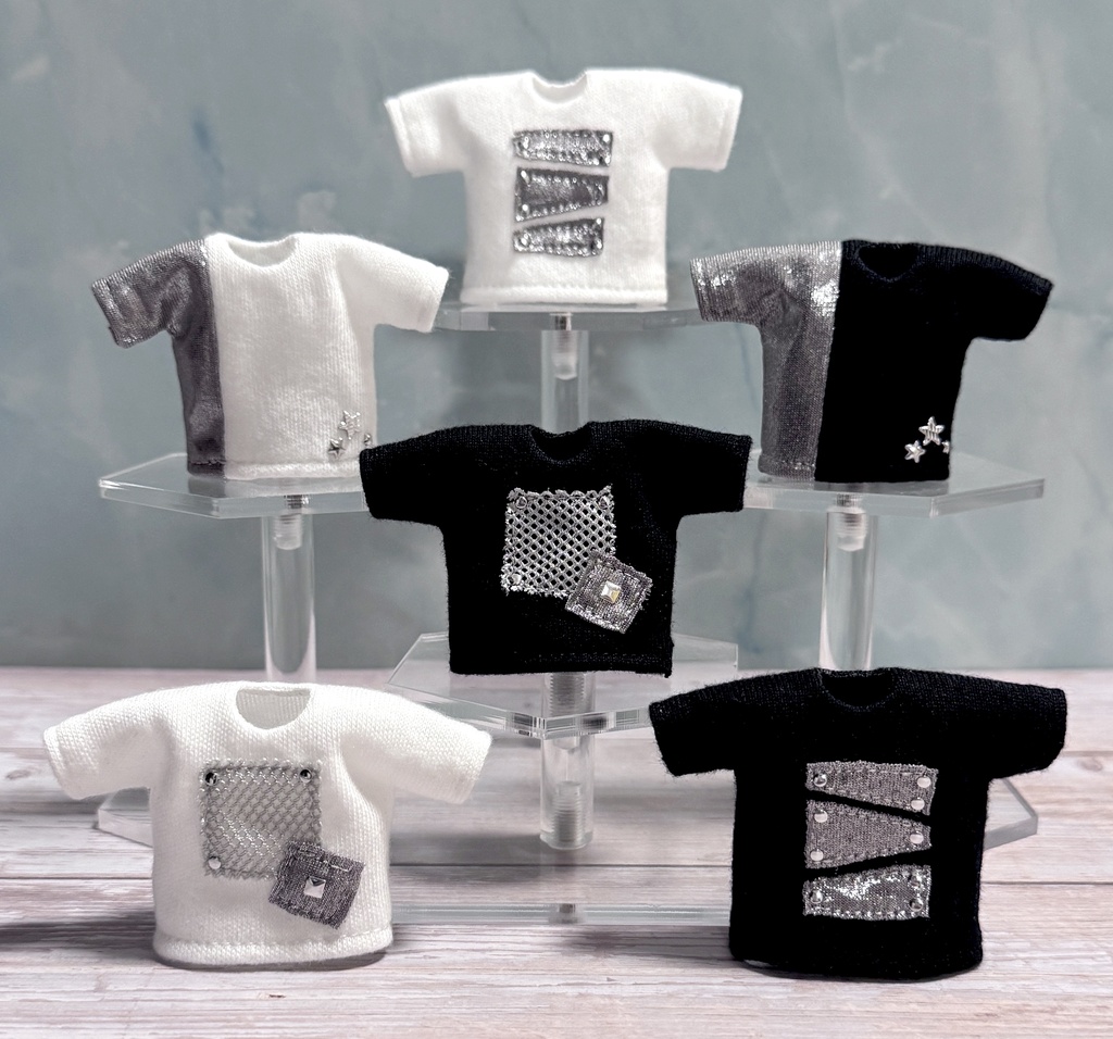 シルバーモノトーンTシャツ