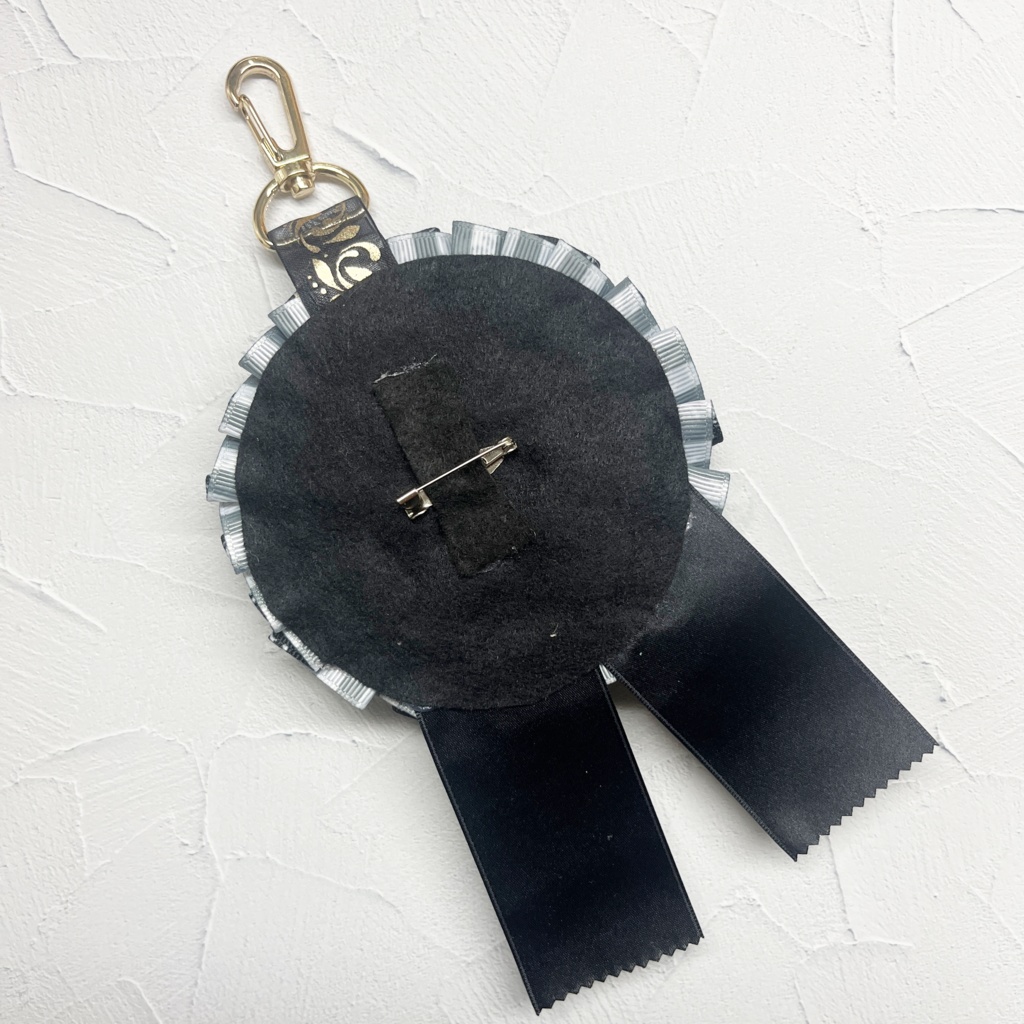 【ロゼット】 赤×黒×トランプ