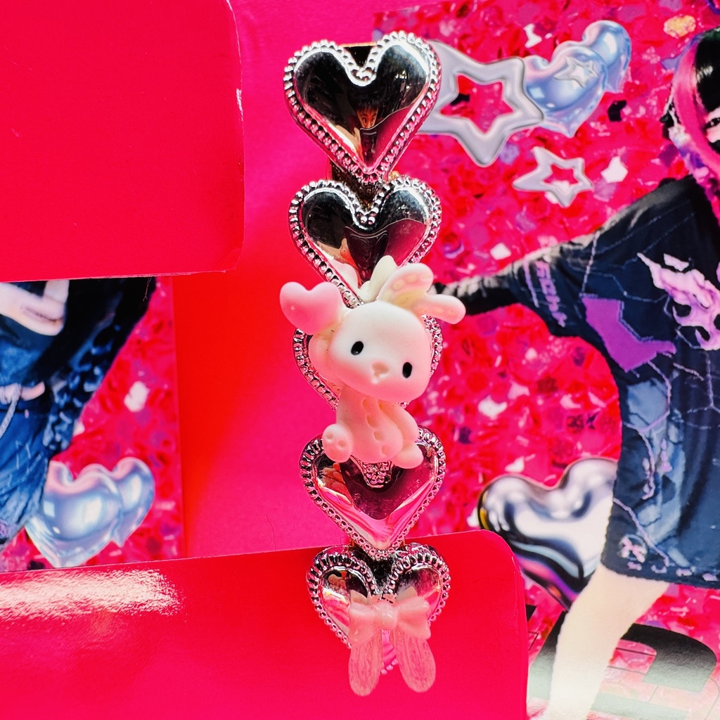 ライフ5こウサギのkawaiiなヘアクリップ🩷🤍
