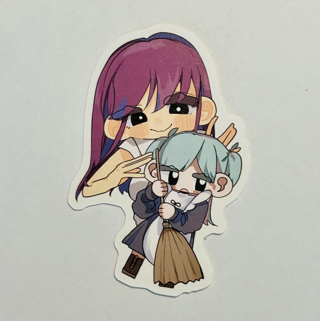 ステッカー（小人メイドさんと巨人お姉さん）